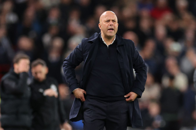 Слот впервые прокомментировал скандальные высказывания Салаха Слот впервые прокомментировал скандальные высказывания Салаха