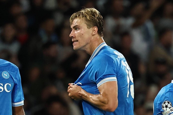 «Манчестер Юнайтед» готов продать Хейлунна в «Наполи» этой зимой «Манчестер Юнайтед» готов продать Хейлунна в «Наполи» этой зимой