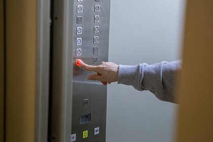 Москвичи пожаловались на регулярное падение лифтов в доме бизнес-класса