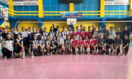 В Бурятии прошло первенство республики по волейболу