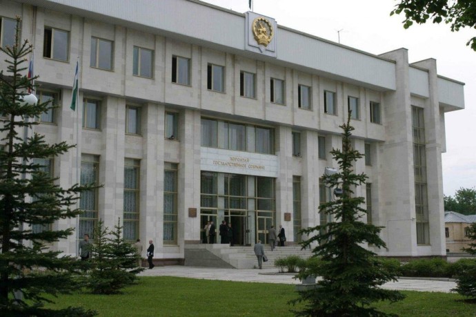 В осеннюю сессию депутаты Курултая Башкирии рассмотрят более 30 законов