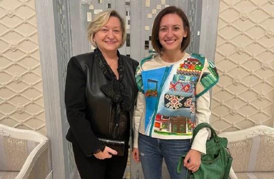 «Мать послала Санду»: Елена Дрэгэлин вступилась за дочь и напихала PAS