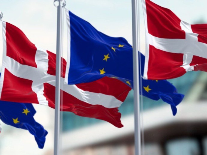 Председательствующая в Совете ЕС Дания отказалась от идеи ввести контроль за перепиской граждан Председательствующая в Совете ЕС Дания отказалась от идеи ввести контроль за перепиской граждан