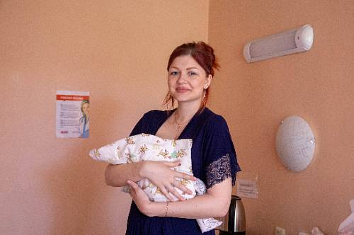 Василий Орлов поздравил амурчанок с Днем матери