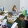 Спрос на подарки ко Дню учителя вырос в Москве в несколько раз за две недели