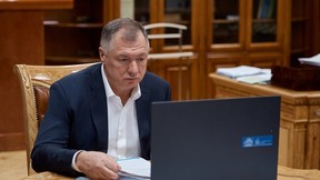 Марат Хуснуллин: Более 100 социальных объектов федерального значения построено под контролем «Единого заказчика» Марат Хуснуллин: Более 100 социальных объектов федерального значения построено под контролем «Единого заказчика»