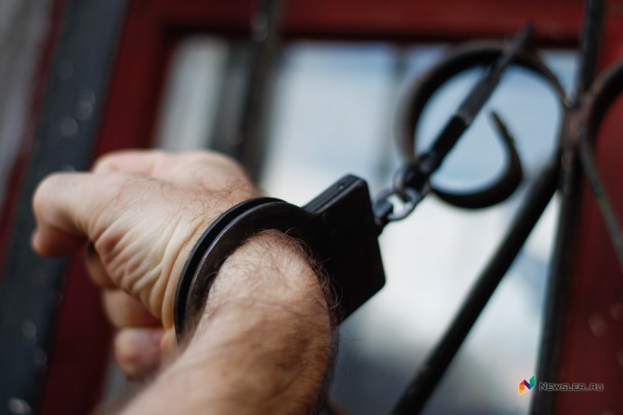 В кировском баре задержали пьяного хулигана, который оказался еще и вором