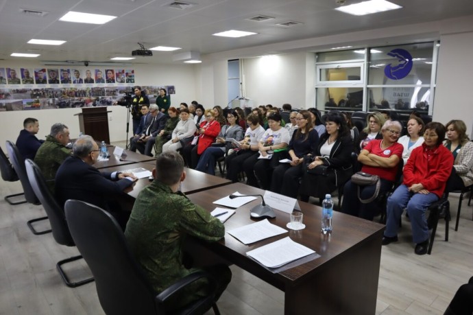 В Якутии семьи участников СВО встретились с представителями власти и воинских частей