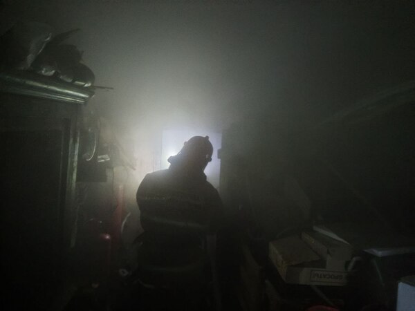 В сельском доме в Бурятии полыхала кочегарка