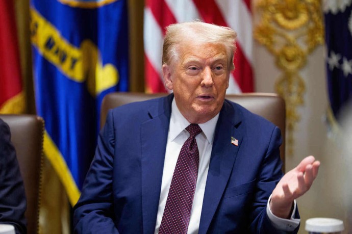 Трамп пригрозил России экономической войной из-за Украины