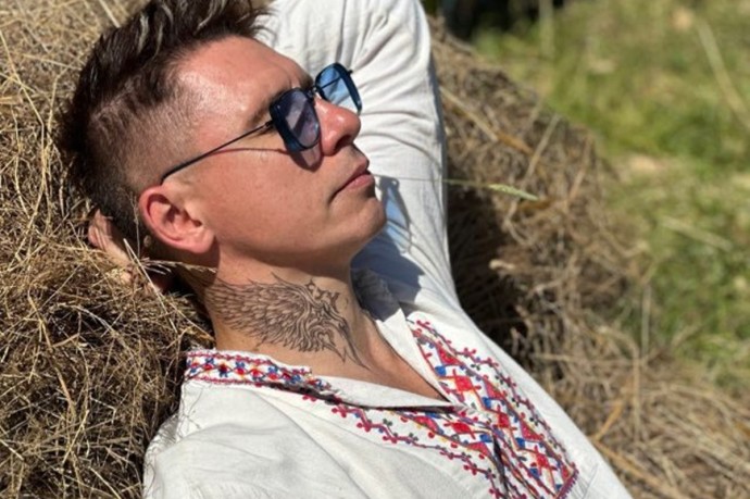 Юморист Тимур Батрутдинов рассказал о детской психологической травме из-за уличного туалета