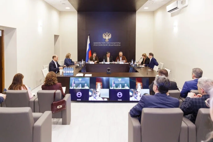 Члены Общественного совета при Минкультуры России обсудили вопросы развития театрального искусства и образования Члены Общественного совета при Минкультуры России обсудили вопросы развития театрального искусства и образования