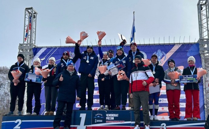 Сахалинцы завоевали серебряные медали чемпионата России по горнолыжному спорту