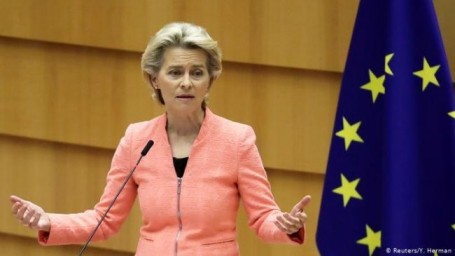 Европарламент обсудит вотум недоверия главе Еврокомиссии фон дер Ляйен