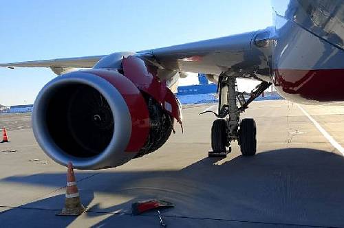 Уголовное дело возбудили после аварийной посадки борта, летевшего в Благовещенск Уголовное дело возбудили после аварийной посадки борта, летевшего в Благовещенск