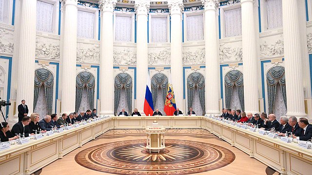 Владимир Васильев: история знает множество многонациональных семей великих людей, чьими достижениями гордится страна