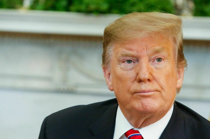 Трамп назвал Зеленского упрямым