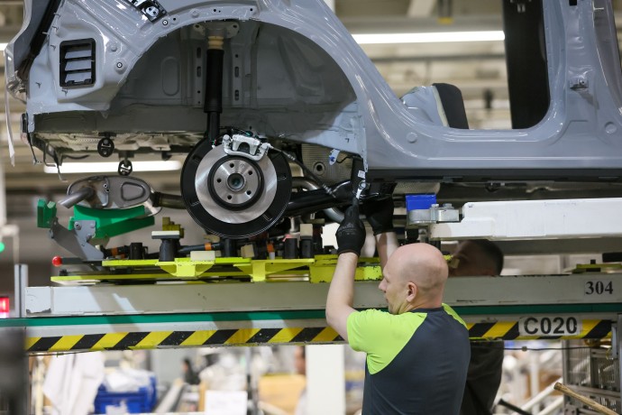 Минпромторг хочет увеличить долю отечественных авто до 80% к 2035 году