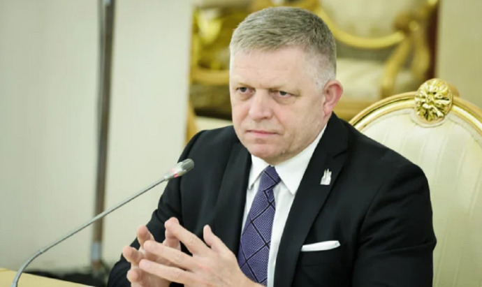 В ЕС рассматривается возможность лишить Словакию права голоса из-за её поддержки России