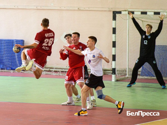 «Технолог-Спартак» дважды обыграл команду подмосковного училища олимпийского резерва № 4 «Технолог-Спартак» дважды обыграл команду подмосковного училища олимпийского резерва № 4