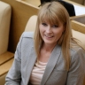 Журова высказалась о зарплате Большунова в 140 тысяч рублей