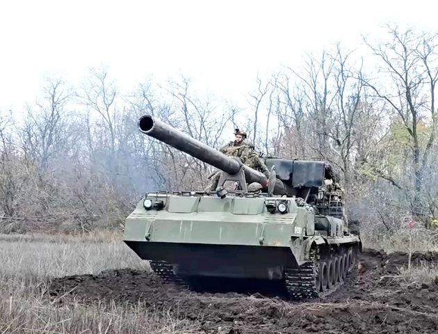 46-тонная 2С7М «Малка» уничтожила опорник ВСУ, находившийся в 30 километрах