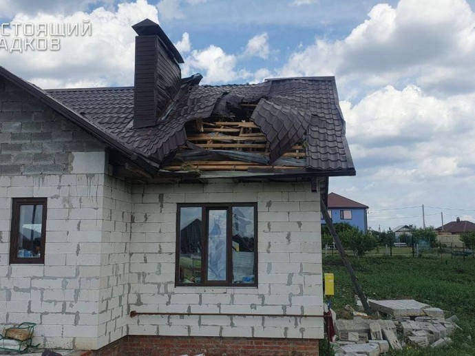 Три мирных жителя ранены при ударе дронов под Белгородом