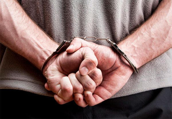 ФСБ задержала 10 граждан РФ за телефонное мошенничество
