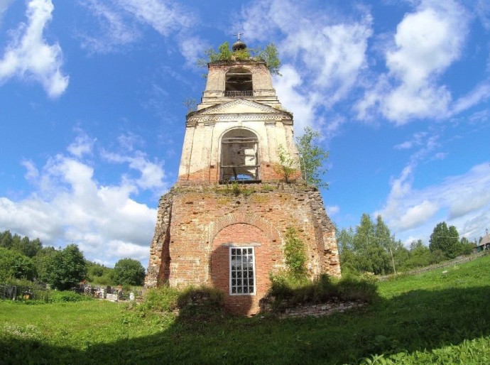 Храмовый ансамбль в Ярославской области признан объектом культурного наследия Храмовый ансамбль в Ярославской области признан объектом культурного наследия