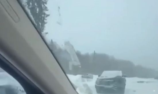 В тройном ДТП в Ярославской области пострадали два взрослых и ребенок