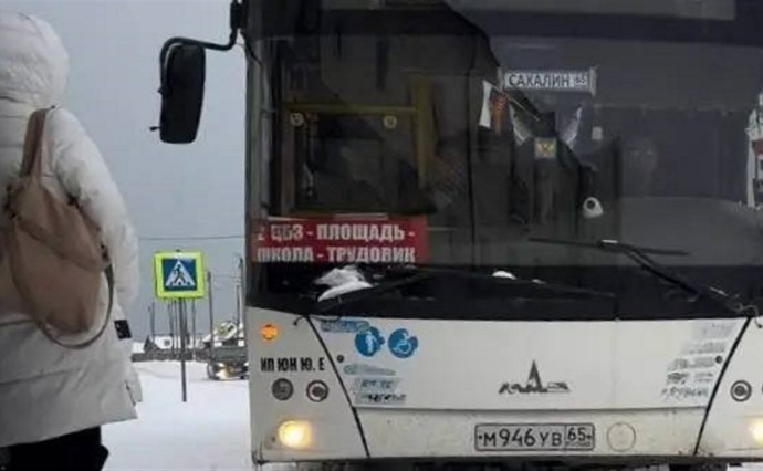 "Высаживать детей недопустимо": в Углегорске накажут перевозчика за инцидент со школьником "Высаживать детей недопустимо": в Углегорске накажут перевозчика за инцидент со школьником