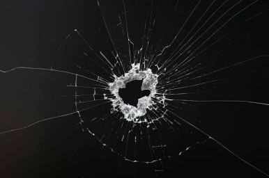 В результате удара ВСУ по Енакиеву двое погибли, пострадал 21 человек