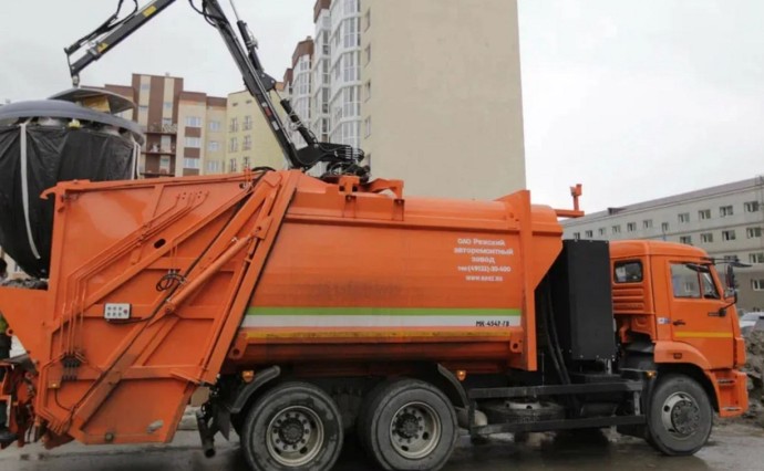 В праздничные дни вывозить мусор в Южно-Сахалинске будут по изменённому графику В праздничные дни вывозить мусор в Южно-Сахалинске будут по изменённому графику