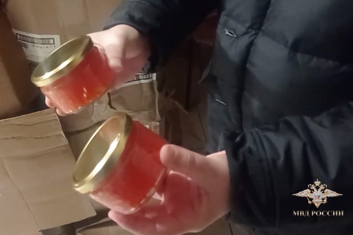 В Люберцах ликвидировали цех с 12 тоннами поддельной икры
