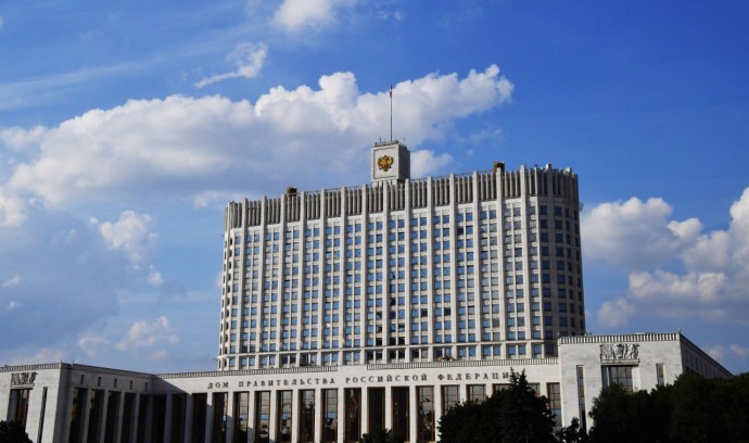 Правительство поручило Минцифры представить предложения по регулированию технологии ИИ до 13 марта 2026 года