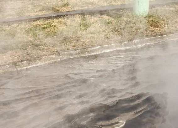 В пензенском микрорайоне Арбеково отключили горячую воду и отопление из-за прорыва трубы