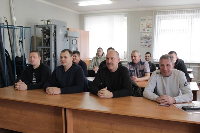 Костромские энергетики ПАО «Россети Центр» повысили квалификацию в области защитного вождения и контраварийной подготовки водителей Костромские энергетики ПАО «Россети Центр» повысили квалификацию в области защитного вождения и контраварийной подготовки водителей