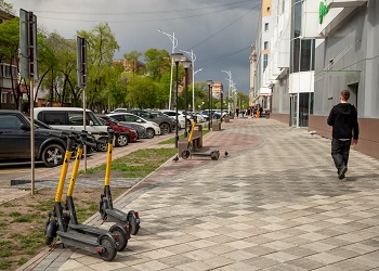 Водители самокатов окажутся в центре внимания ГИБДД в Благовещенске
