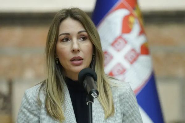 Сербия нашла выход из санкций: топливо увели у Украины