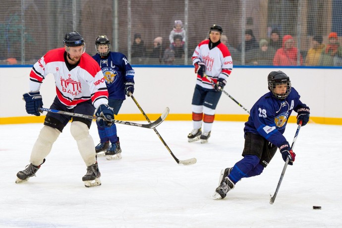 На катках ВДНХ и парка «Останкино» отметят День хоккея На катках ВДНХ и парка «Останкино» отметят День хоккея