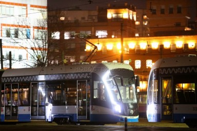 Трамваи №7 и 50 задерживаются на улице Дурова