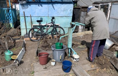 В районе Бурятии пенсионеры разоряются на вспашке огородов