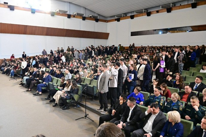 Актер театра и кино рассказал о встрече Радия Хабирова со студентами вузов Москвы