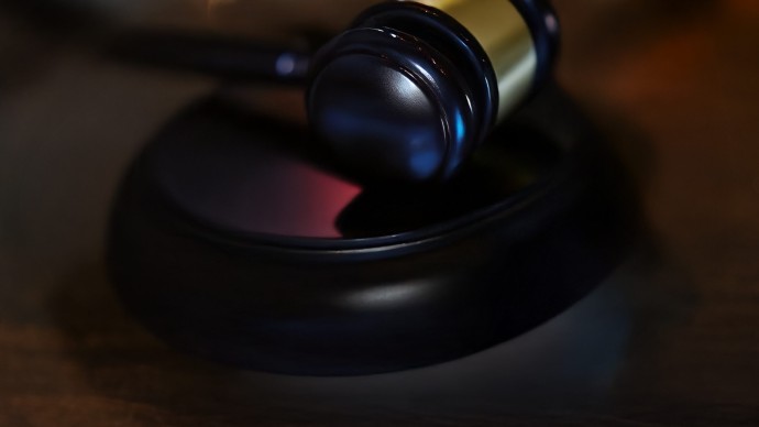 В Ленобласти отправили под стражу 14-го фигуранта дела о массовом отравлении суррогатным алкоголем