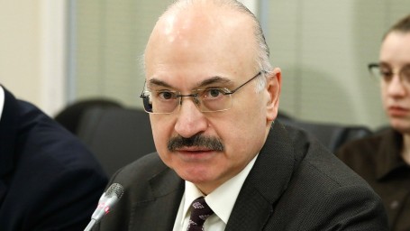 Сергей Кабышев провел заседание Комитета с участием представителей Минобрнауки и Рособрнадзора