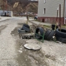 Жители Невельска просят убрать "катакомбы", которые зимовали у дома