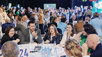 Проект "Лидеры России" в 2025 году объединил более 100 тыс управленцев