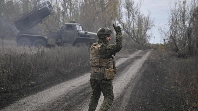 Группировка "Запад" зачистила от ВСУ три улицы в Купянске