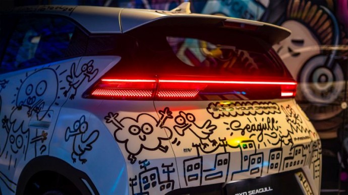 До конца июня BYD опустила цены на многие гибриды и электромобили на величину до 34%