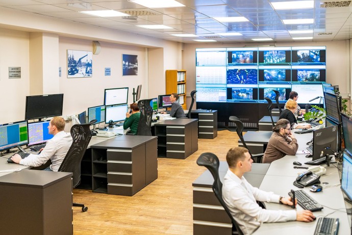 Более 600 тыс. работников горхозяйства заботятся о Москве в новогодние дни